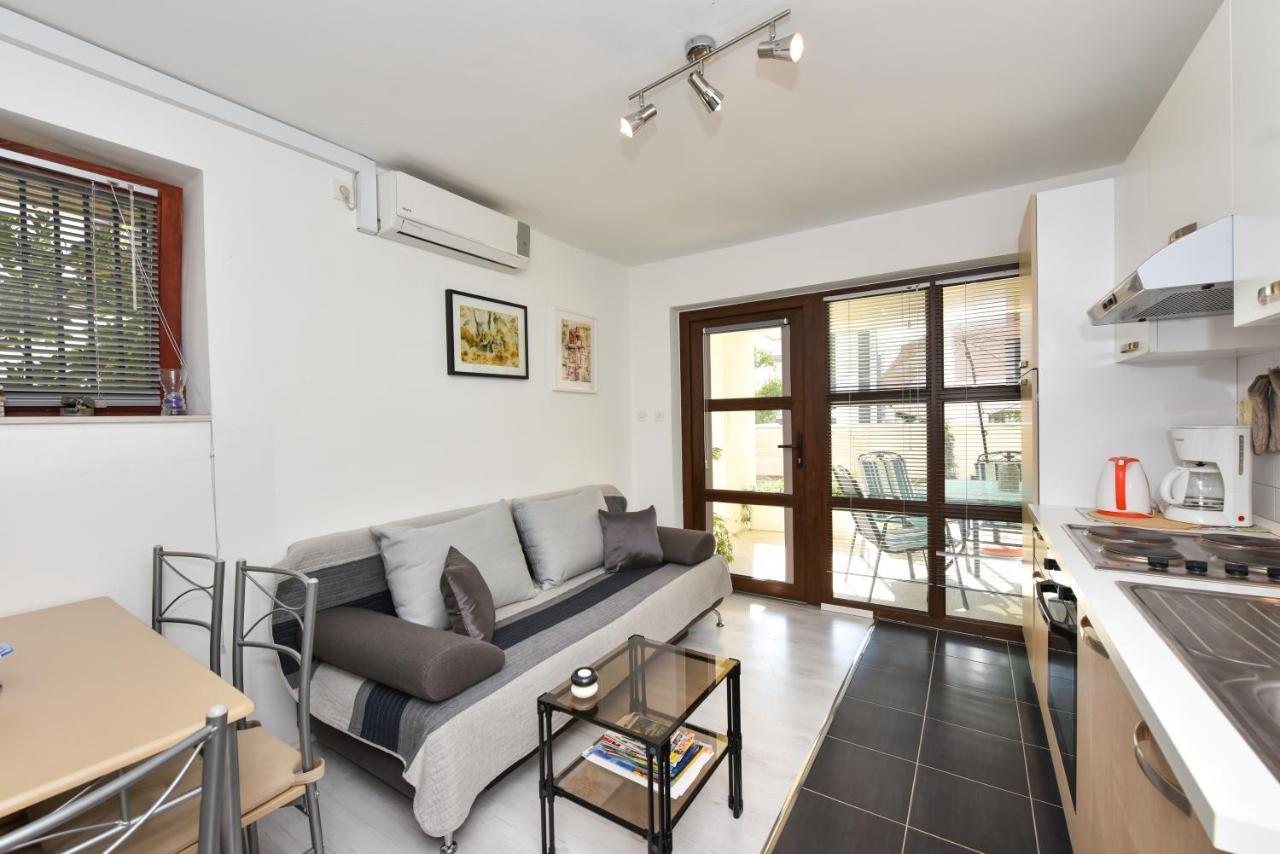 Apartamento Lovely In The Groundfloor *